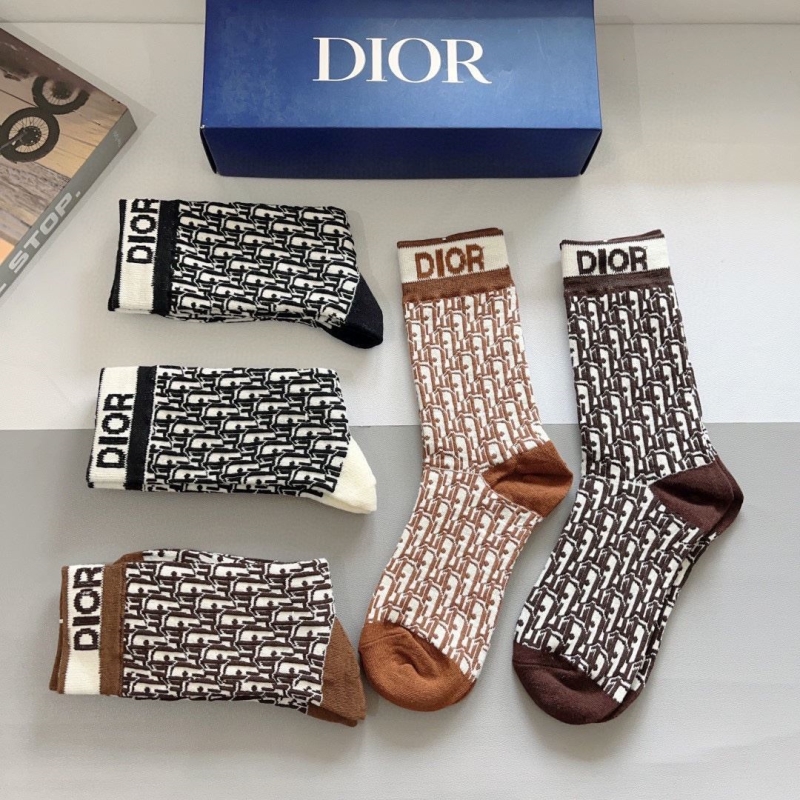 DIOR